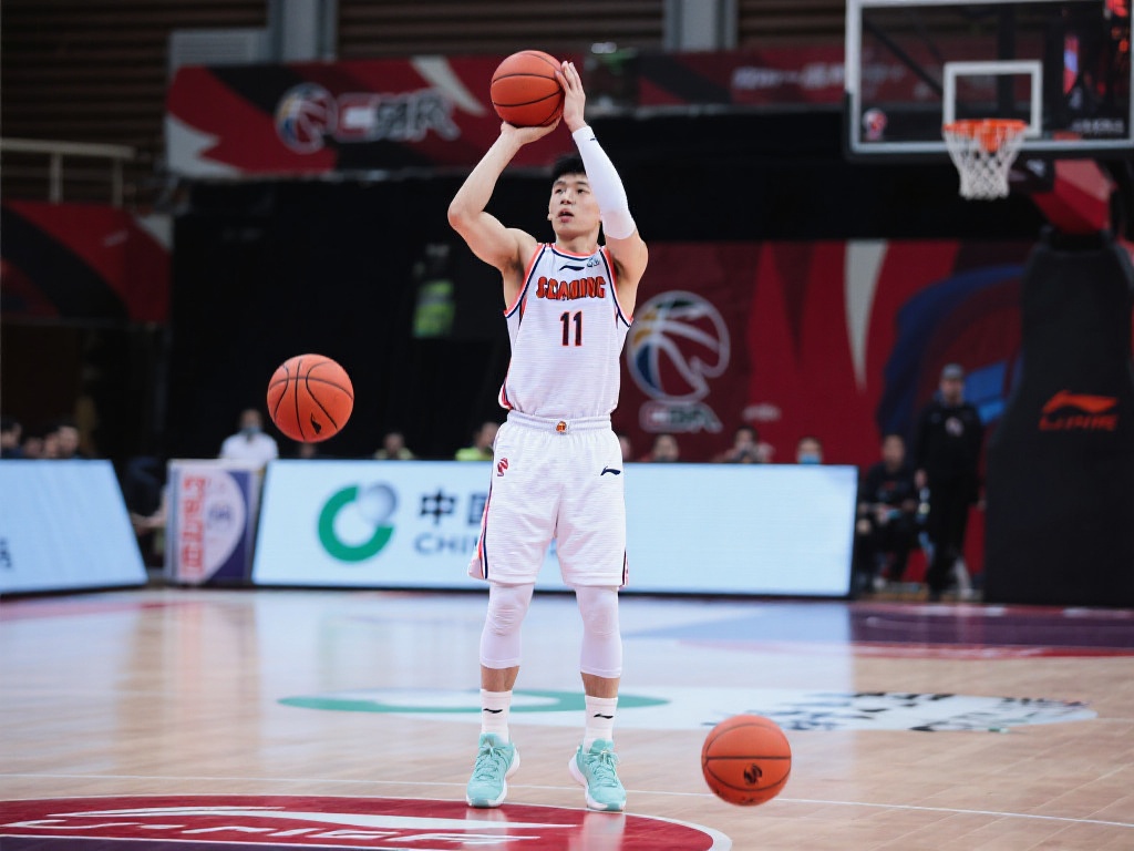 本泽马需要 本泽马需要