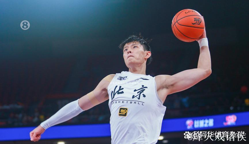 曾凡博低迷！中国男篮天赋前锋未能闪光