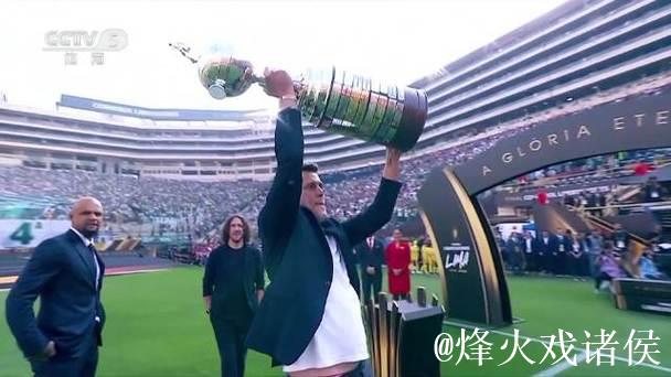 达尼洛制胜一击,成历史首位双夺欧冠与解放者杯球员 达尼洛制胜一击,成历史首位双夺欧冠与解放者杯球员